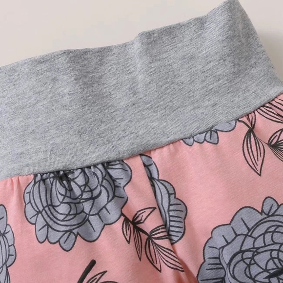 Baby Girl 4 pieces outfit - Picture 4 of 5